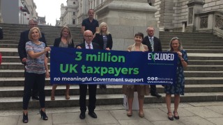 Martin Lewis joins campaigners calling on Treasury to help 3m excluded from coronavirus support