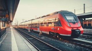 More jobseekers using FREE railcard to get 50% off fares