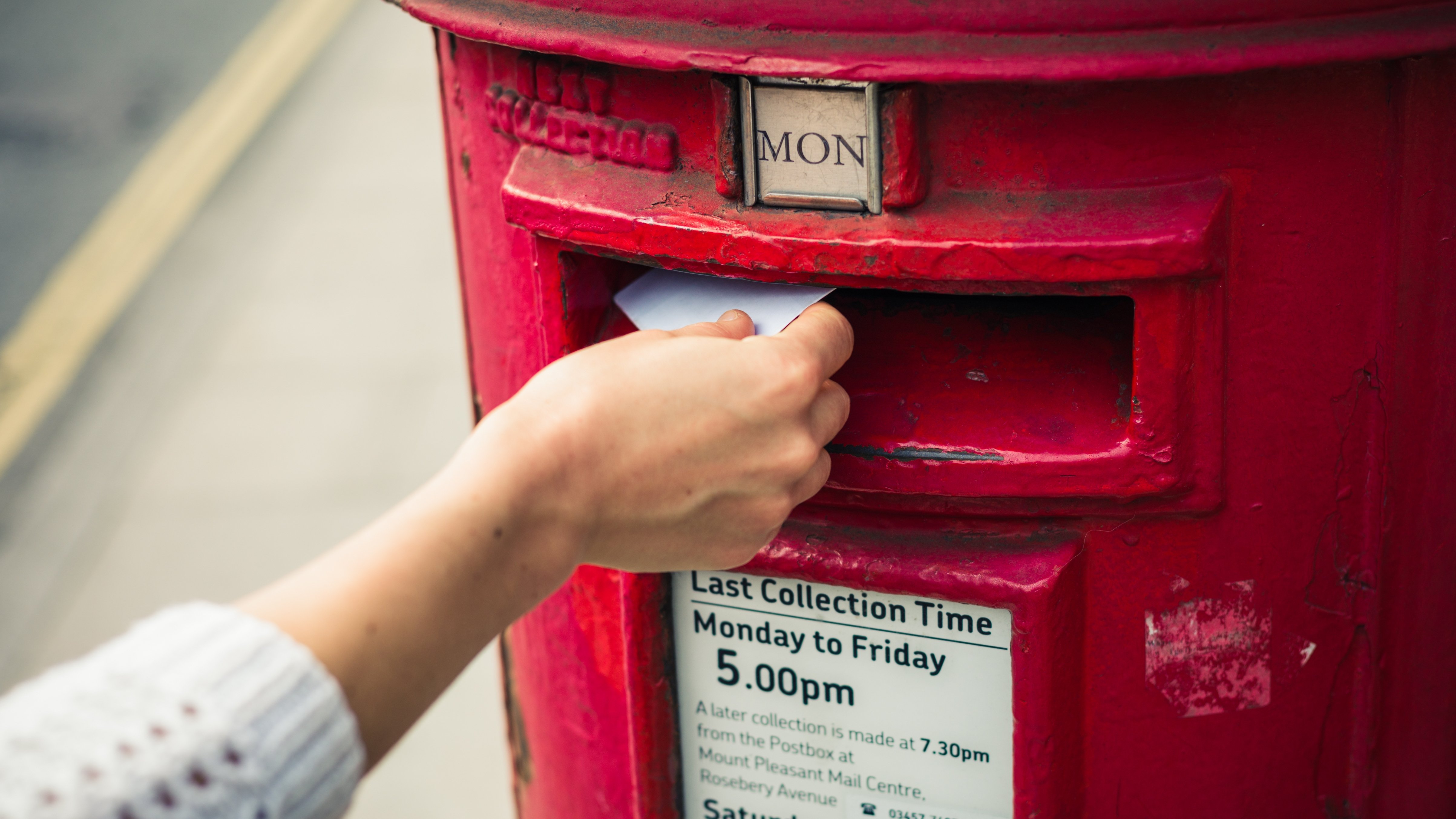 Royal Mail Price Charts On Postage