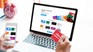 Gift card marketplace Zeek warns it's looking for a buyer as users complain of late payments