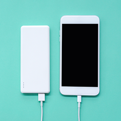 Free or cheap phone charging while you&#39;re on the go