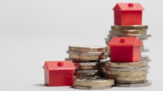 Homeowners could switch to a cheaper mortgage more easily as lending rules are set to be relaxed