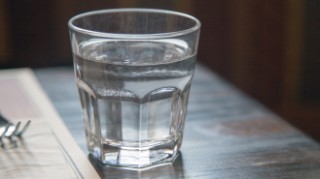 Free water refill points to be introduced across Scotland