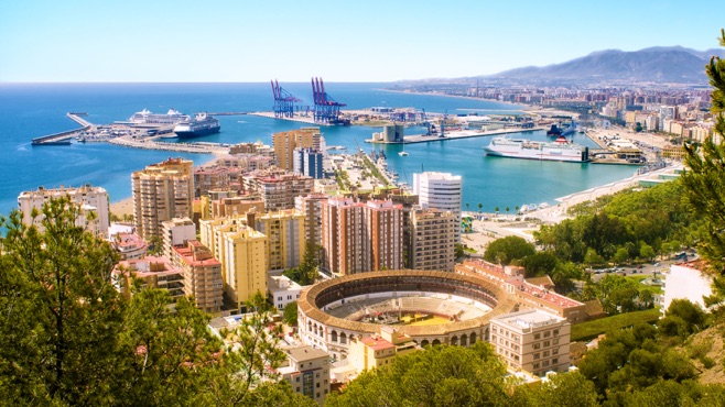 Costa del Sol on a budget: Incl Marbella, Torremolinos, Mijas