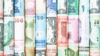 Curve 'all-in-one' debit card to offer fee-free spending abroad, but how does it stack up?