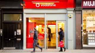 Vodafone ad banned after suggesting customers could leave contracts at any time