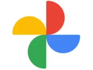 Google Photos logo Google Photos logo, which is a red, blue, green and yellow shutter icon.
