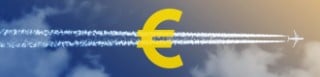 A plane passing from left to right through a large yellow euro sign on a blue sky.