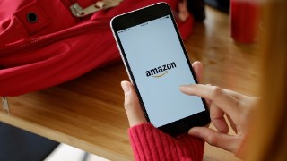 Amazon slashes credit card rewards bonuses