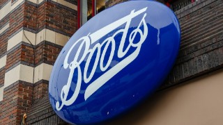 Boots to ditch plastic bags in all stores