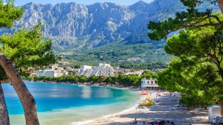 Martin Lewis says the Government has misexplained its own travel rules - the traffic light system DOESN'T dictate whether or not you can go