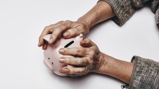 Banks to have single easy-access savings rate on old accounts under new proposals announced today