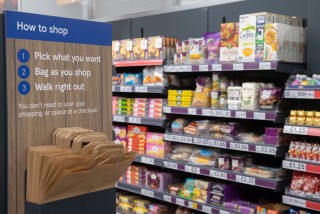 Image ©Licensed to Parsons Media. 18/10/2021. London, United Kingdom. Tesco launch their first Frictionless Store in Holborn, London, UK. Picture by Ben Stevens / Parsons Media